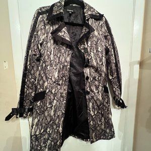 bebe's 90's Women's Trench Coat